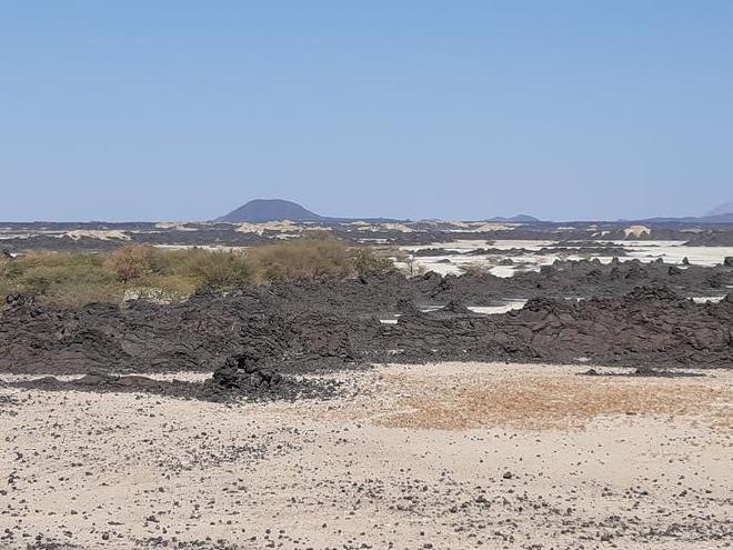 Flujos de lava basáltica fresca en la región de Afar, Etiopía. Crédito: Dr. Derek Keir, Universidad de Southampton/ Universidad de Florencia